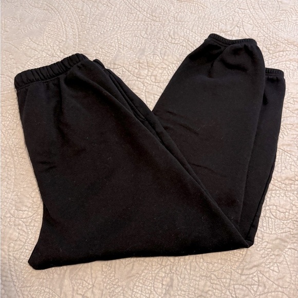 Like-new Old Navy Cozy Jogger Sweatpants - Picture 5 of 5